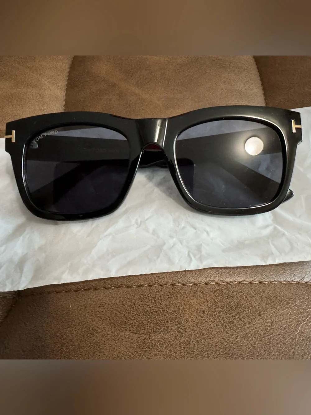 Black Sunglasses - Classic Square Frame